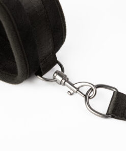 SEI MIO – Hogtied and Satisfied – Hog Tie & Cuff Set