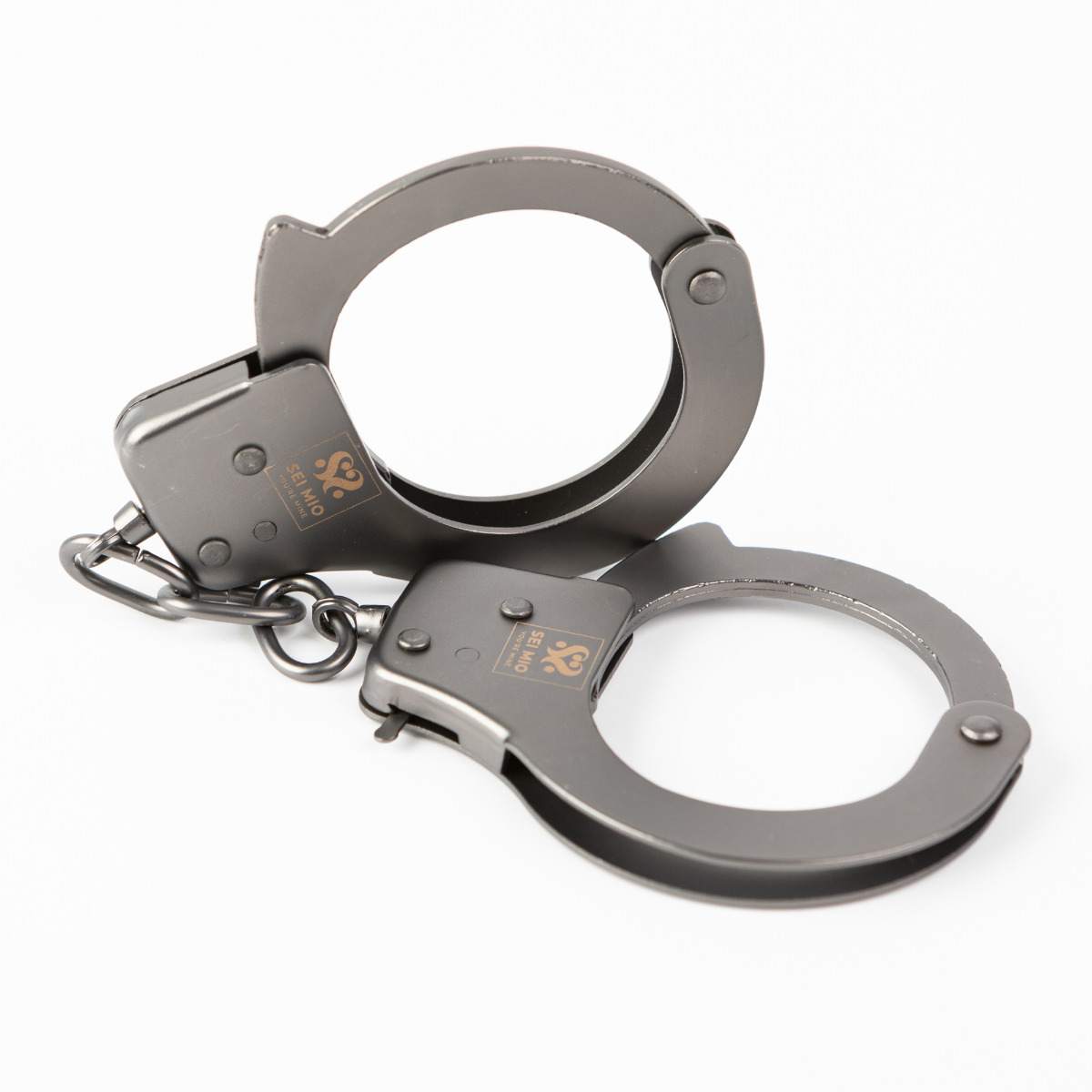 SEI MIO – Secure and Begging for Amore – Robust Metal Handcuffs