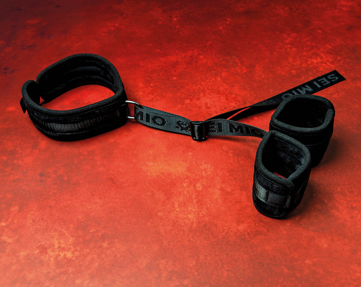 Sei Mio – Wrist Resist – Reverse fiddle (Collar and Wrist Cuff Set)